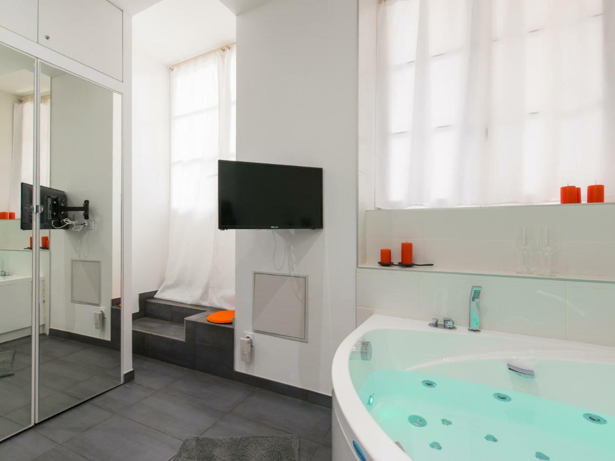 Luxury Studio & Spa-Lyon Centre Exterior foto